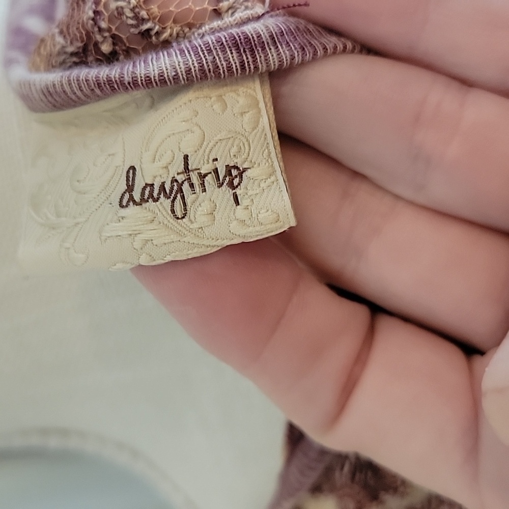 Daytrip Mauve-Purple Long Sleeve Embellished Tee - Picture 4 of 4